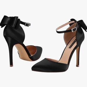 Erijunor Elegant Black Satin Heels with Bow